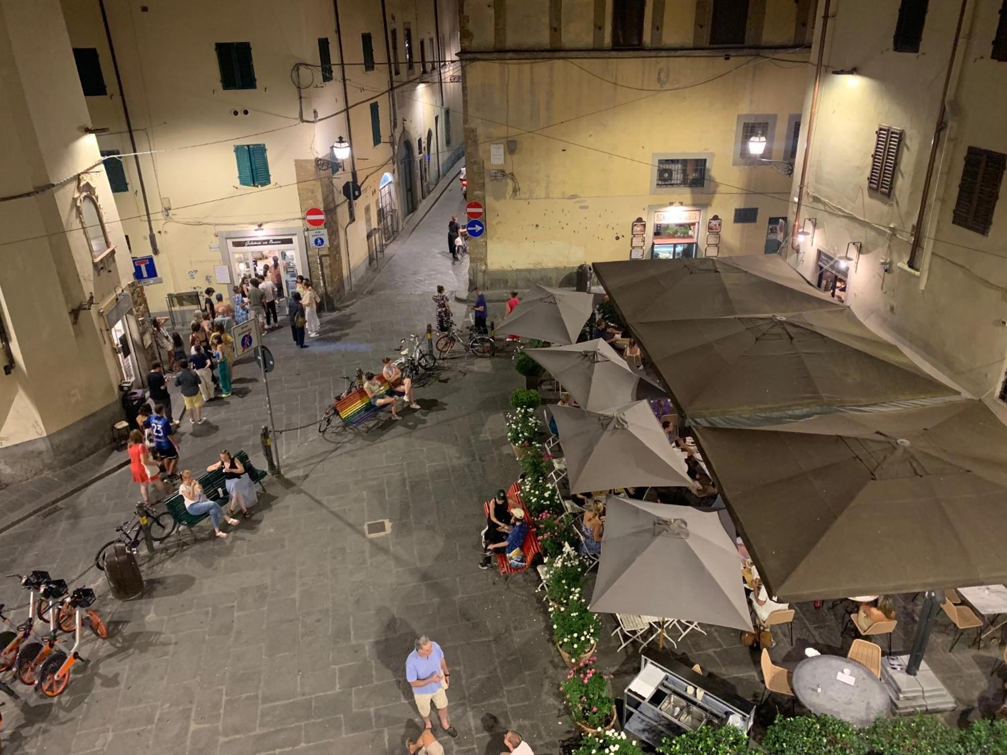 Uffizi & Santo Spirito Family/Groups Apartment فلورنس المظهر الخارجي الصورة